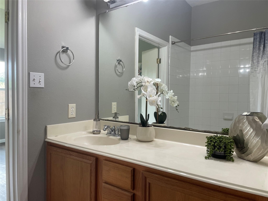 811 Forest Hillside Lane - Photo 17