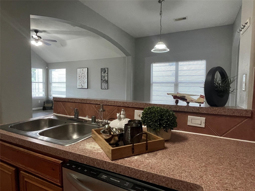 811 Forest Hillside Lane - Photo 21
