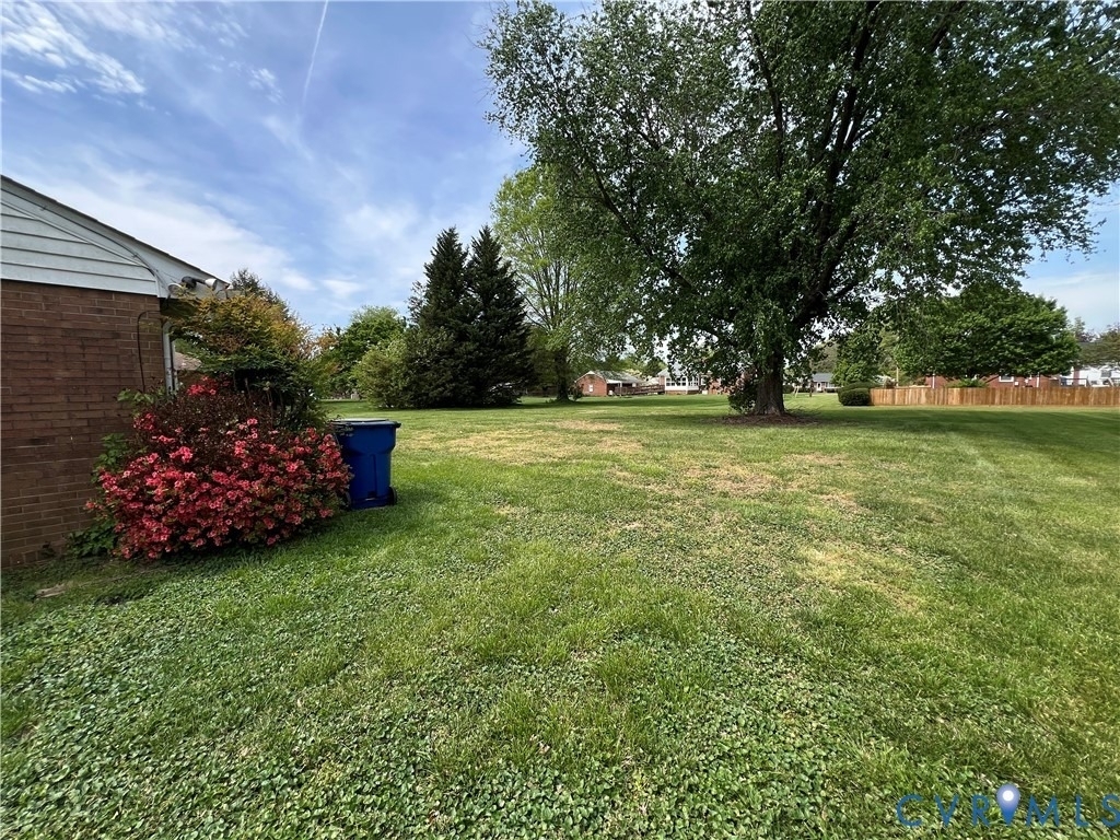 8188 Meadowview Lane - Photo 11