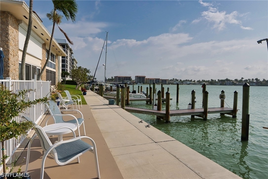 2500 Gulf Shore Boulevard N - Photo 1