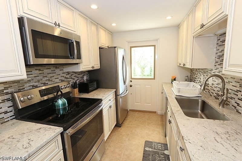 820 Ketch Drive - Photo 5