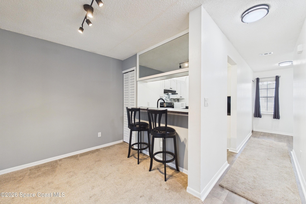 1735 Harrison Street - Photo 8