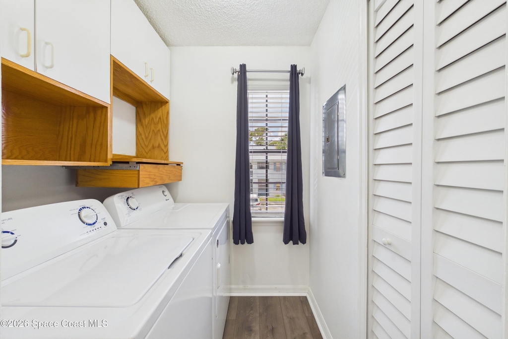 1735 Harrison Street - Photo 31