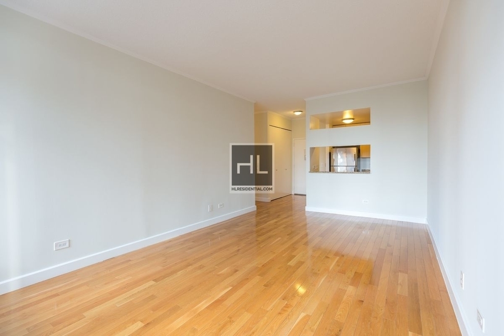 West 48th Street - Photo 2
