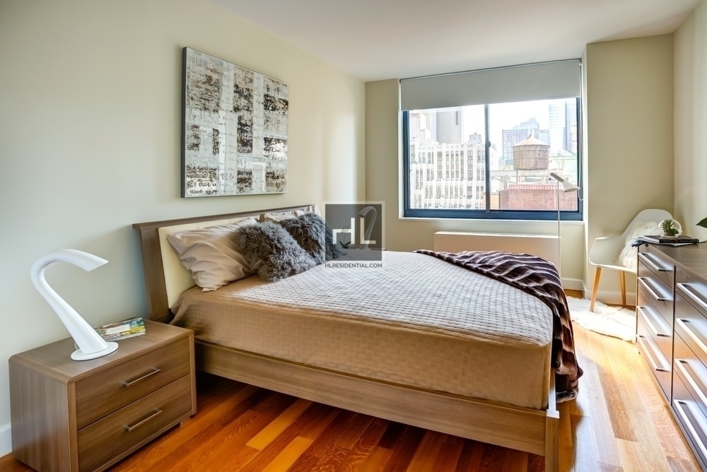 West 48th Street - Photo 5