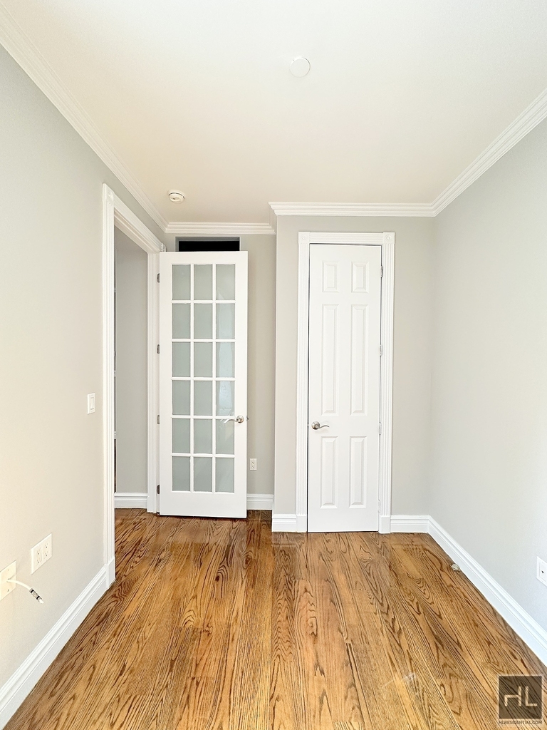 E 13th St. - Photo 3