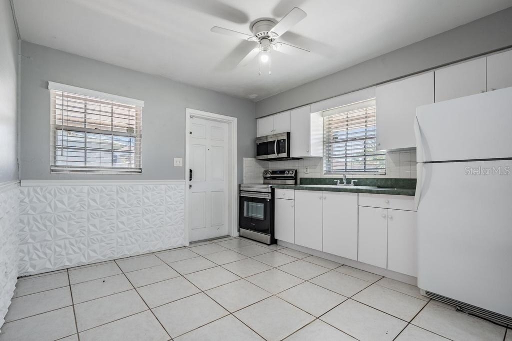 2709 W Abdella Street - Photo 9