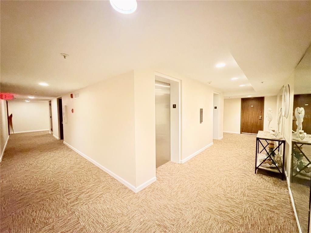 7430 Sunshine Skyway Lane S - Photo 2