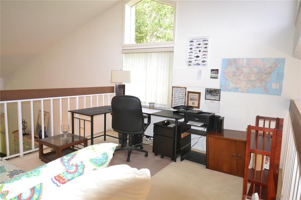 112 Lindsay Lane - Photo 4