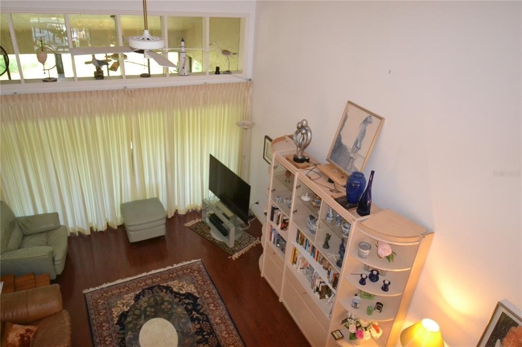 112 Lindsay Lane - Photo 12