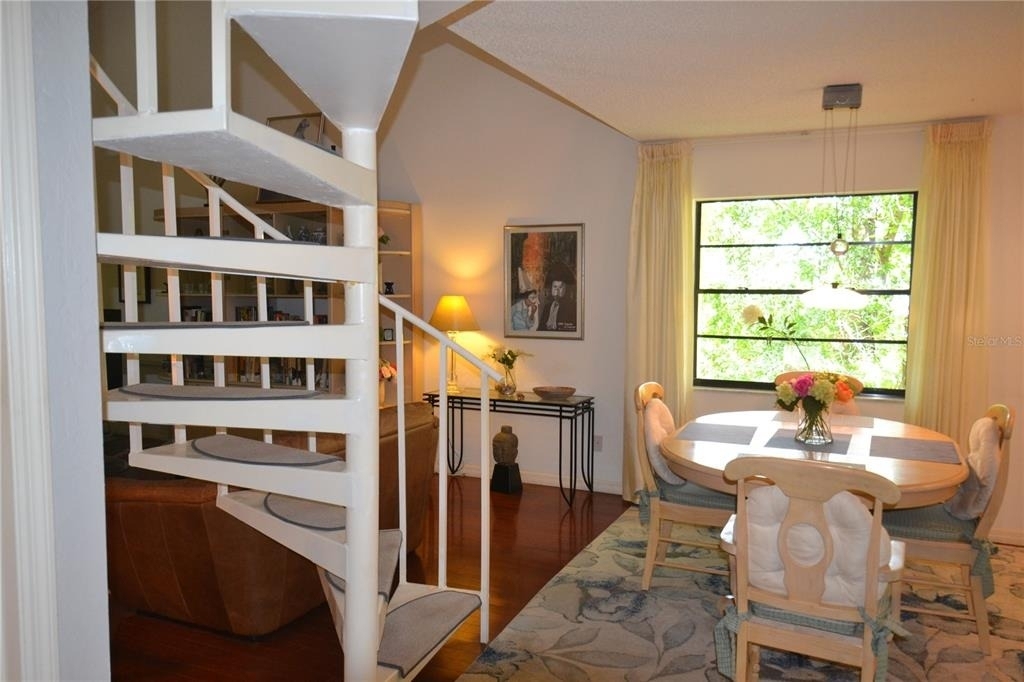 112 Lindsay Lane - Photo 15