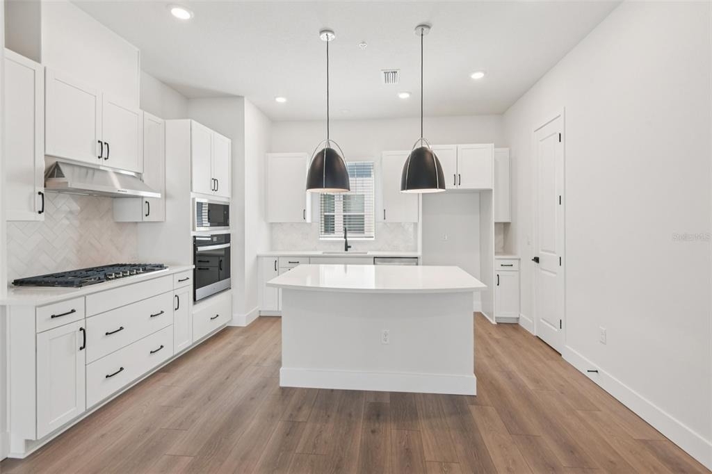 3133 4th Terrace N - Photo 10