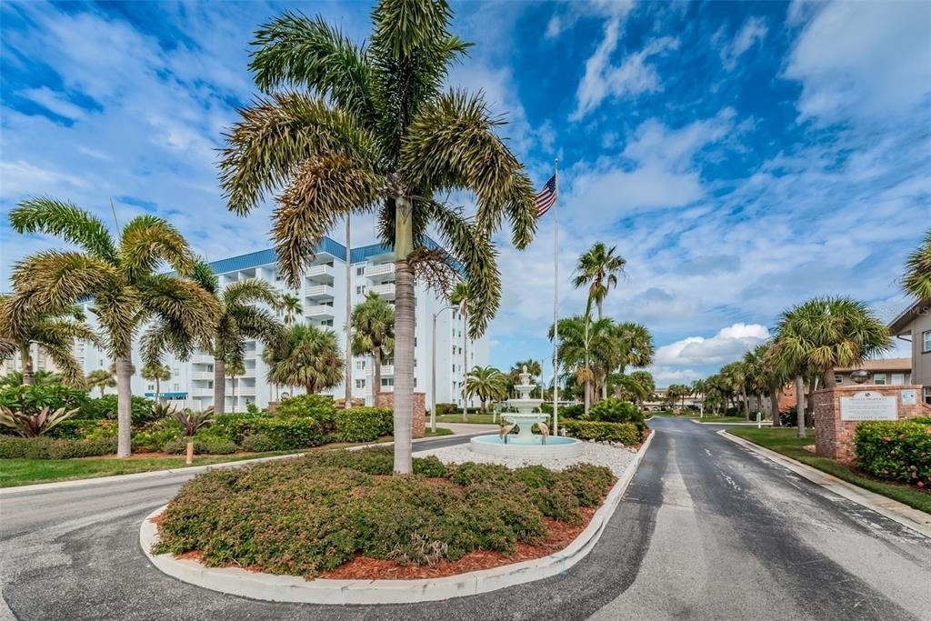 2 Causeway Boulevard - Photo 7