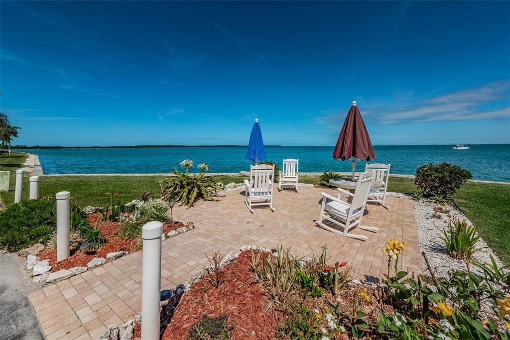 2 Causeway Boulevard - Photo 27