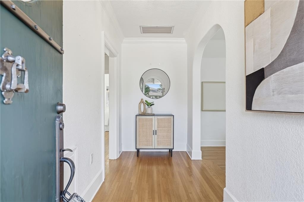 918 45th Street N - Photo 6