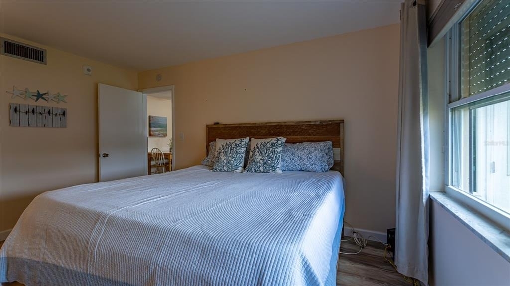 5020 Brittany Drive S - Photo 19
