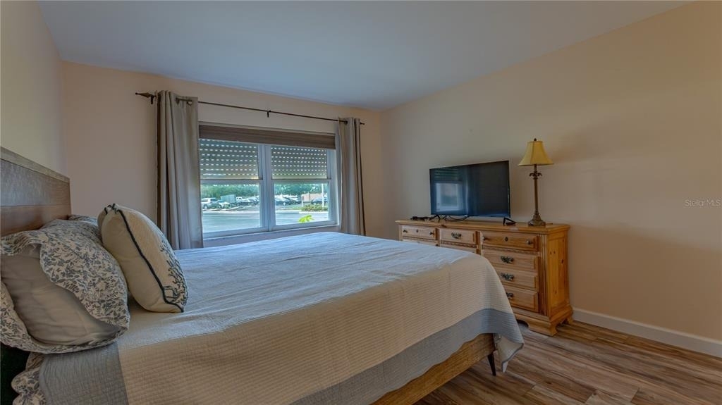 5020 Brittany Drive S - Photo 18