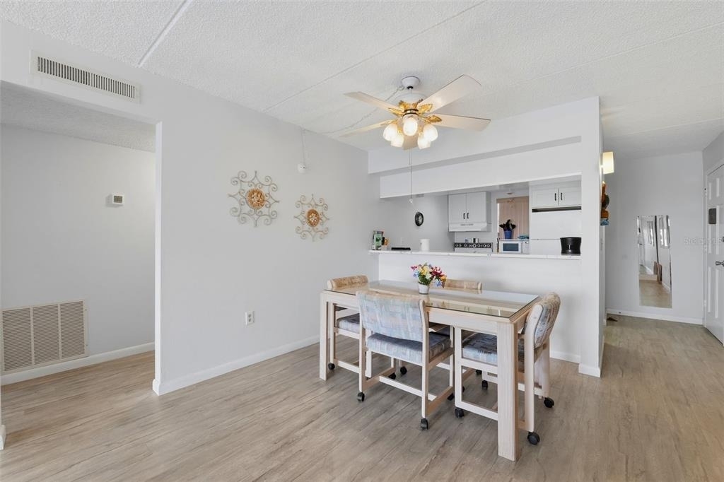 12760 Indian Rocks Road - Photo 11