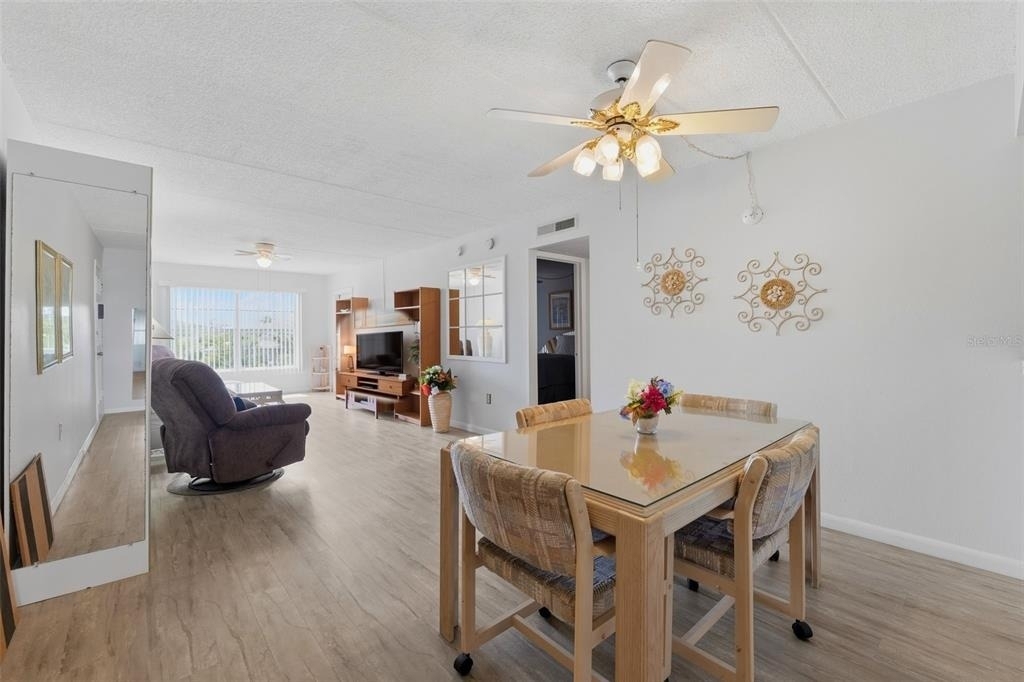 12760 Indian Rocks Road - Photo 10