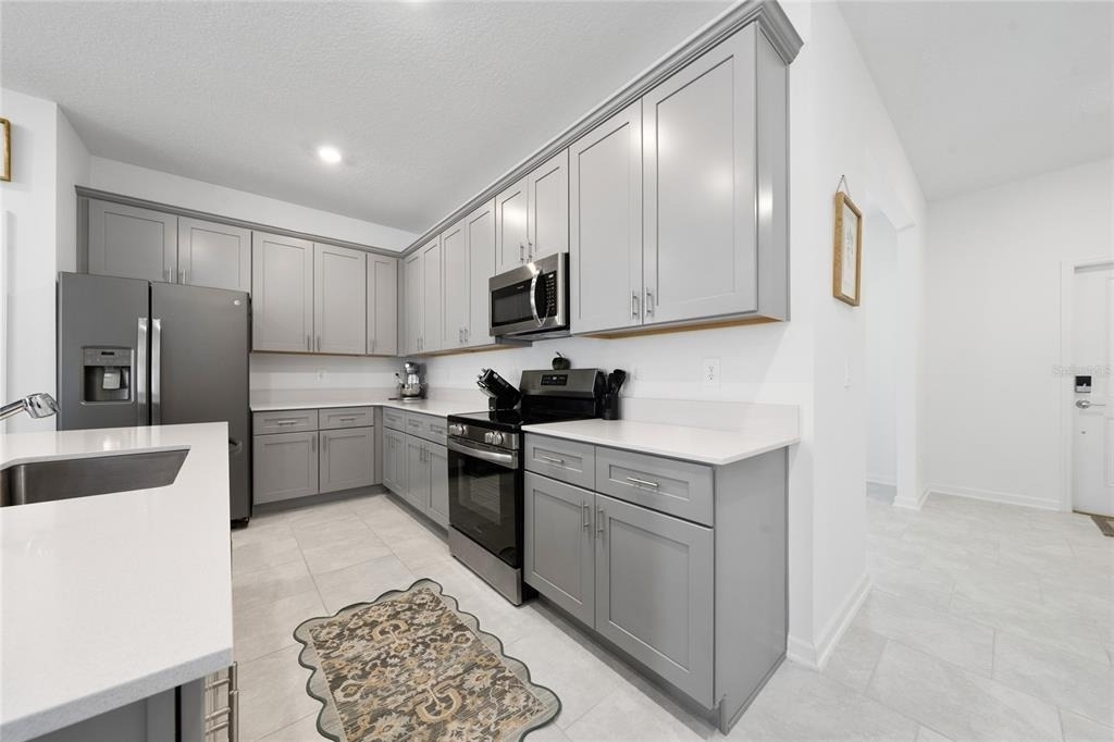 4132 Jespersen Street - Photo 7