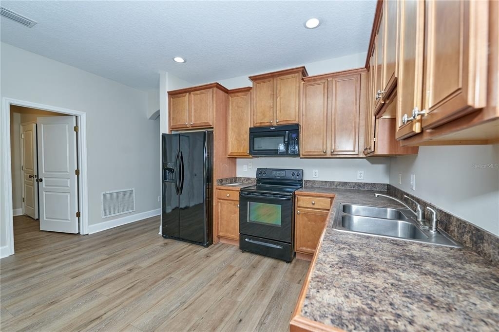 23903 Sardinia Drive - Photo 8