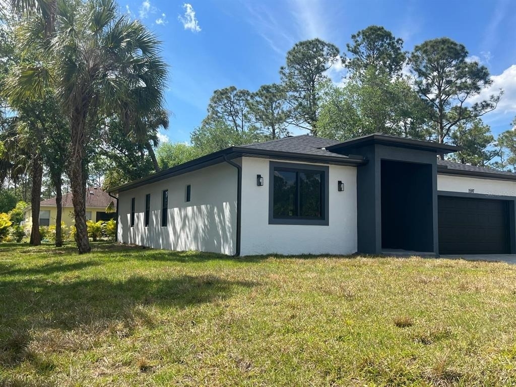 1597 Kerman Street - Photo 2