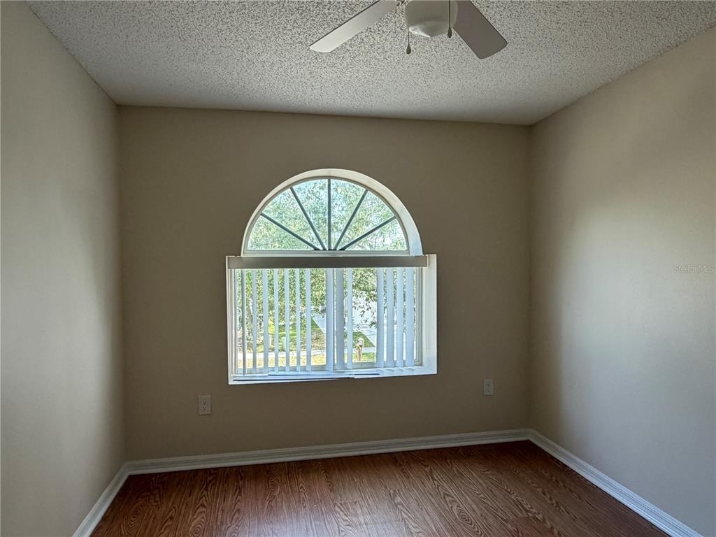 758 Burlwood Street - Photo 13
