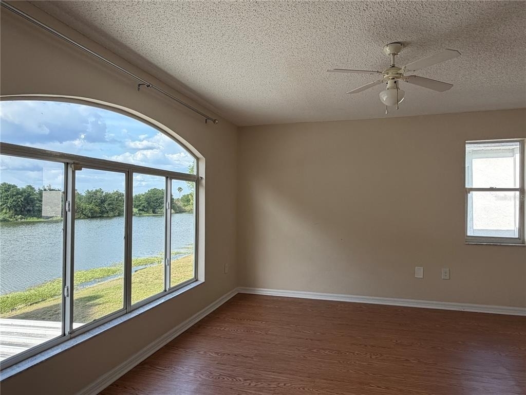 758 Burlwood Street - Photo 20