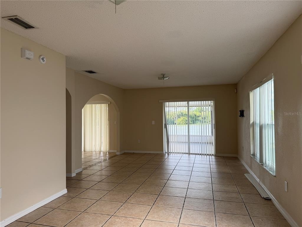 758 Burlwood Street - Photo 2