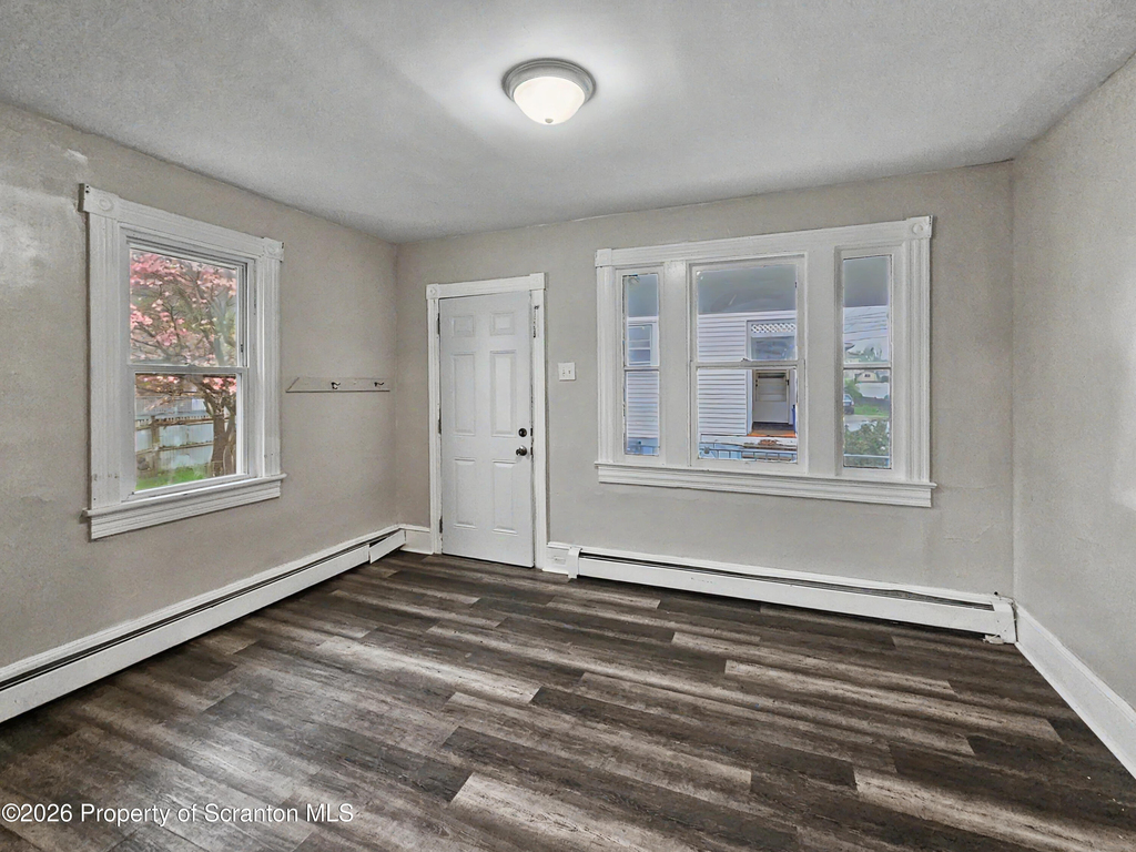 109 1/2 Penn Street - Photo 5