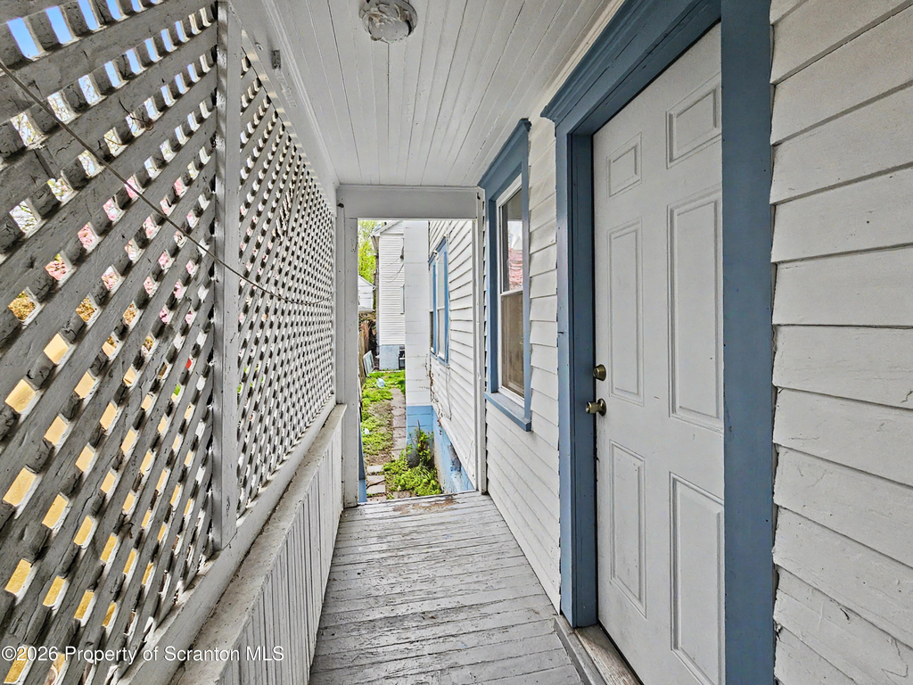 109 1/2 Penn Street - Photo 11