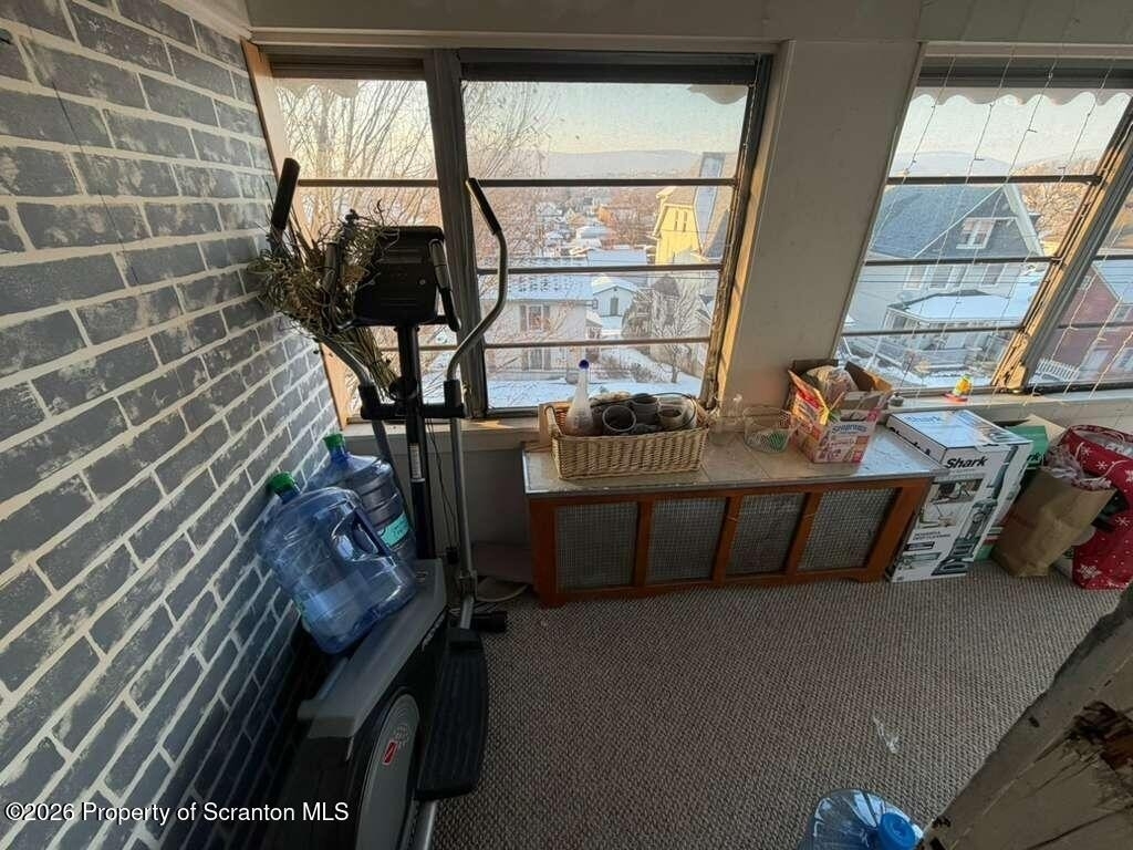 717 Prospect Avenue - Photo 4