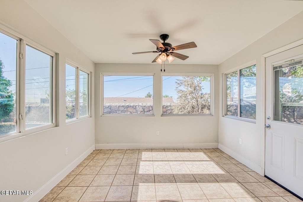 6408 Regal Lane - Photo 9