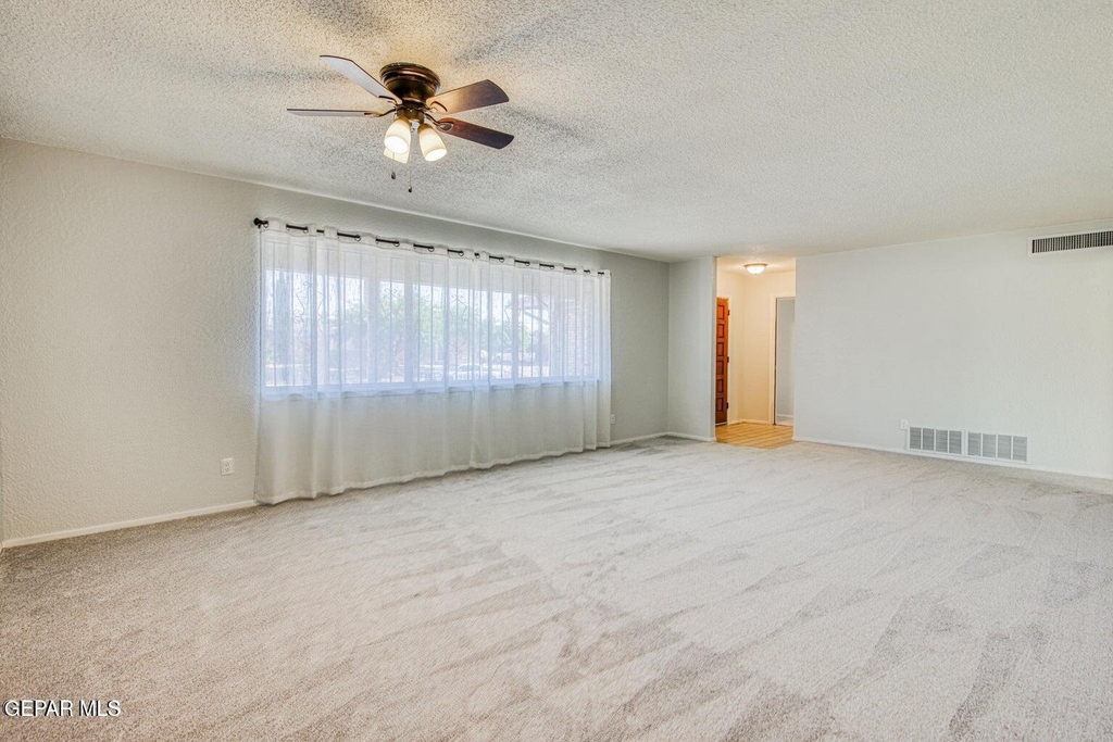 6408 Regal Lane - Photo 5