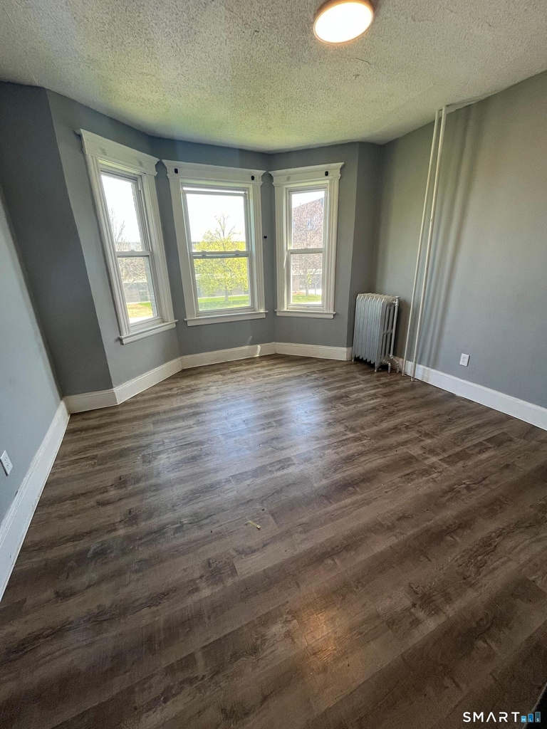 267 Wethersfield Avenue - Photo 1