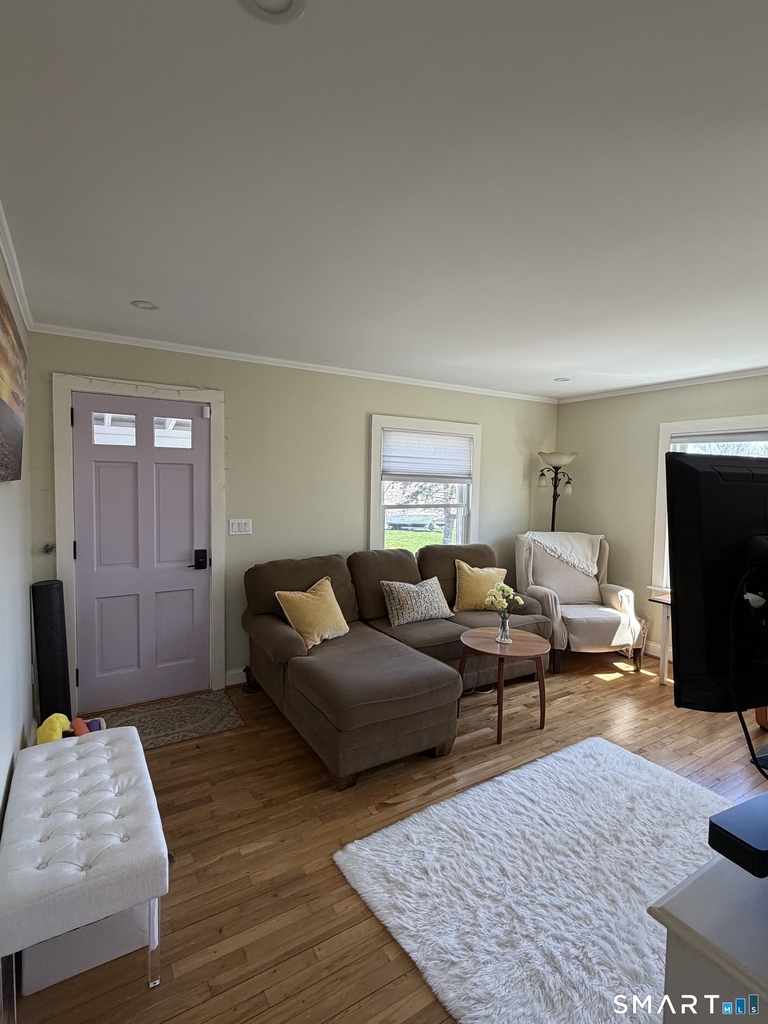 40 Ashworth Avenue - Photo 4