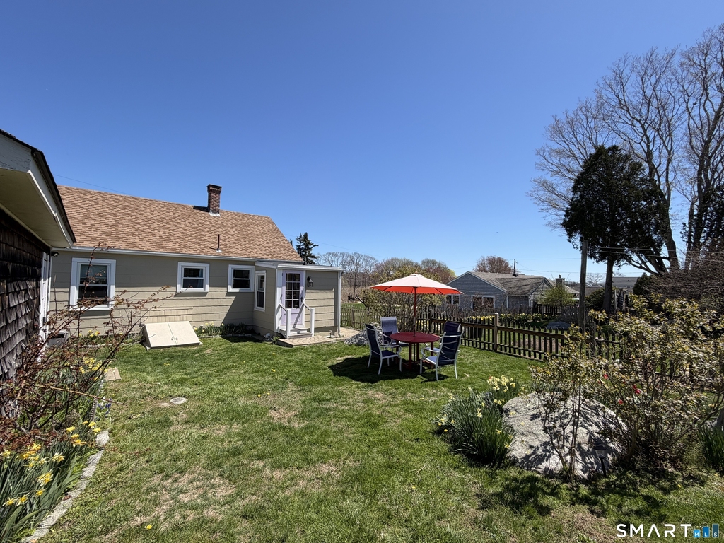 40 Ashworth Avenue - Photo 11