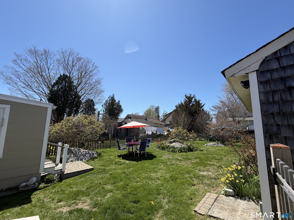 40 Ashworth Avenue - Photo 13
