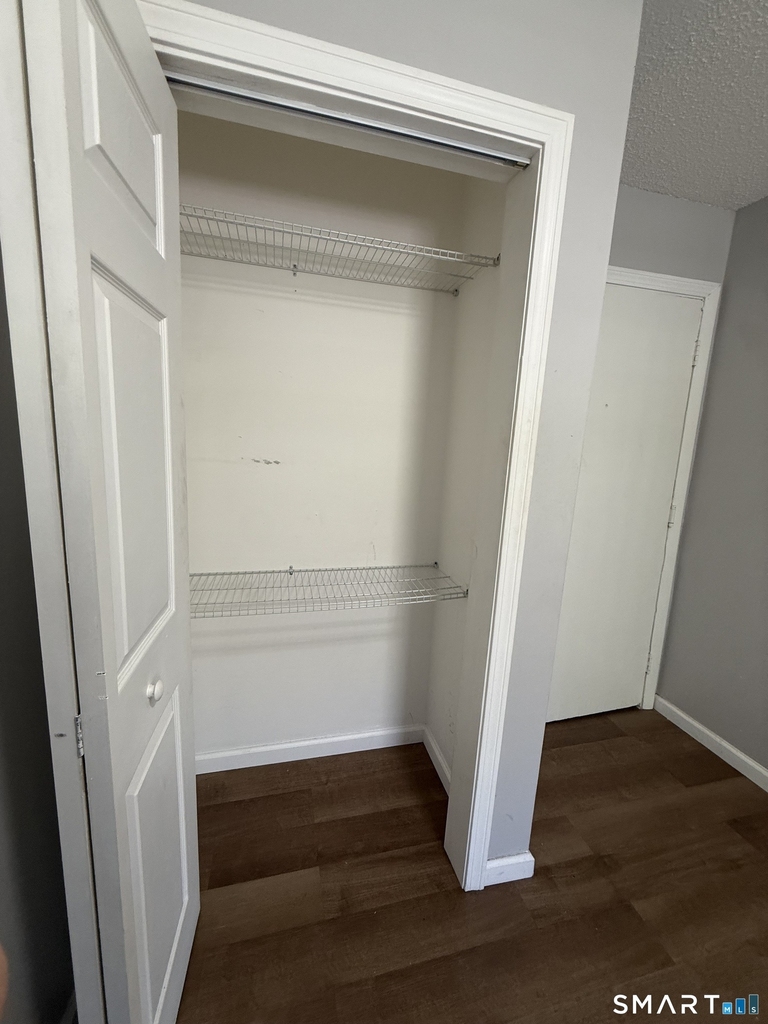 682 Old Colony Road - Photo 5