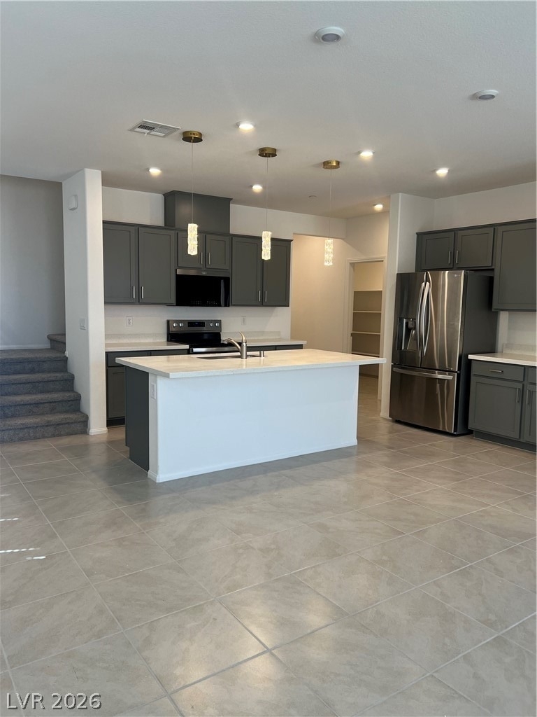 1972 Majalis Place - Photo 2