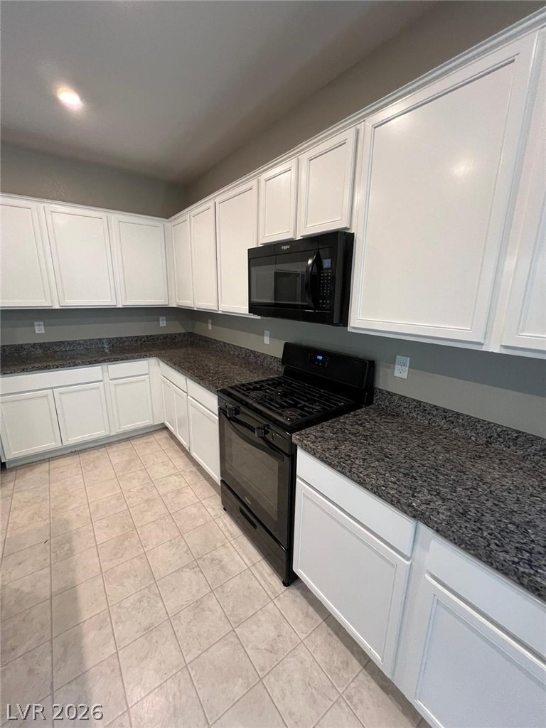 6071 Castle Gardens Avenue - Photo 9