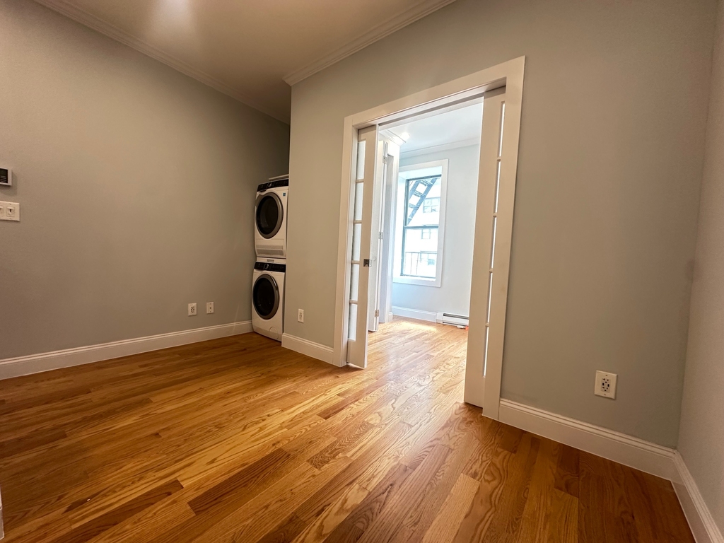 427 East 80th Street - Photo 1