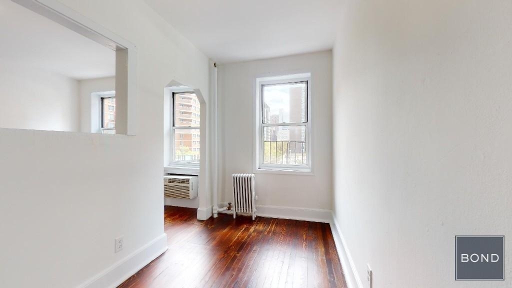 455 Second Avenue  - Photo 2
