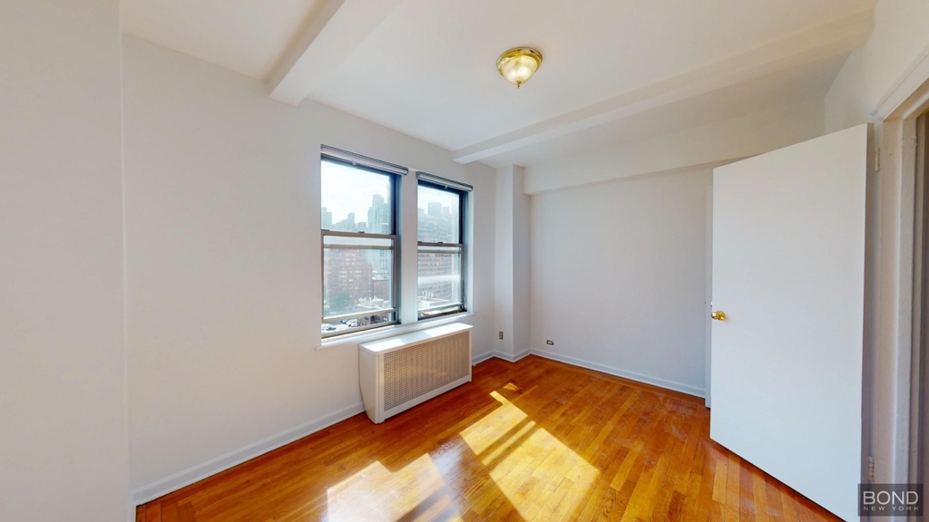301 East 38th street  - Photo 2