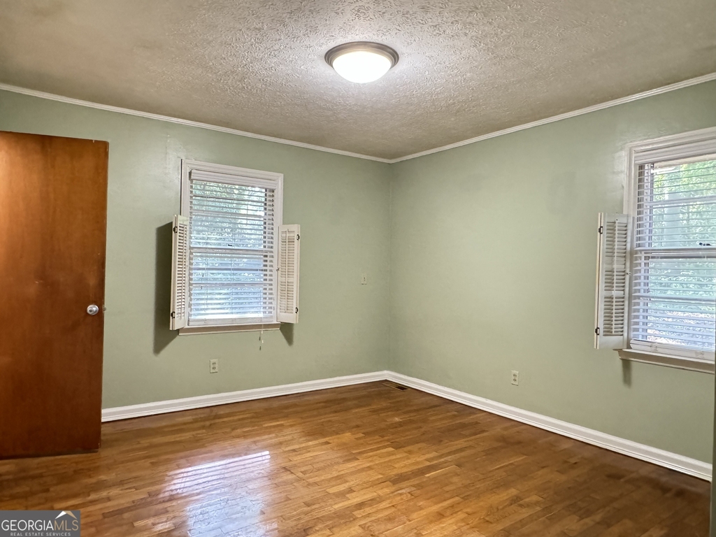 222 Pineview Drive - Photo 7