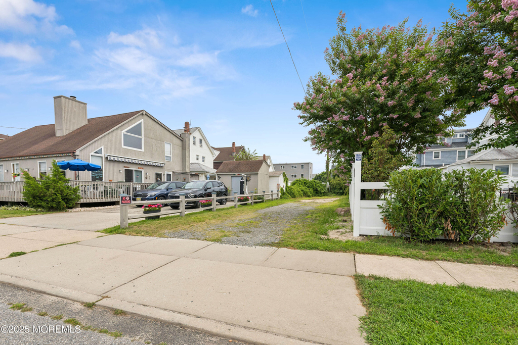 113 12th Avenue - Photo 7