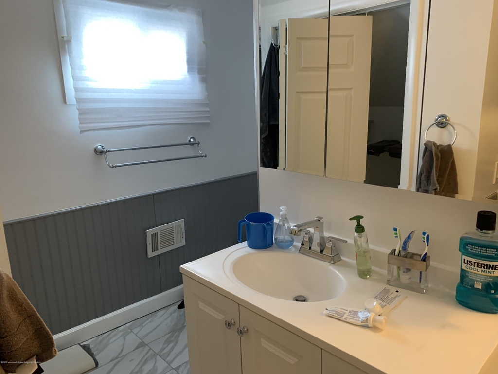 191 Norgrove Avenue - Photo 1