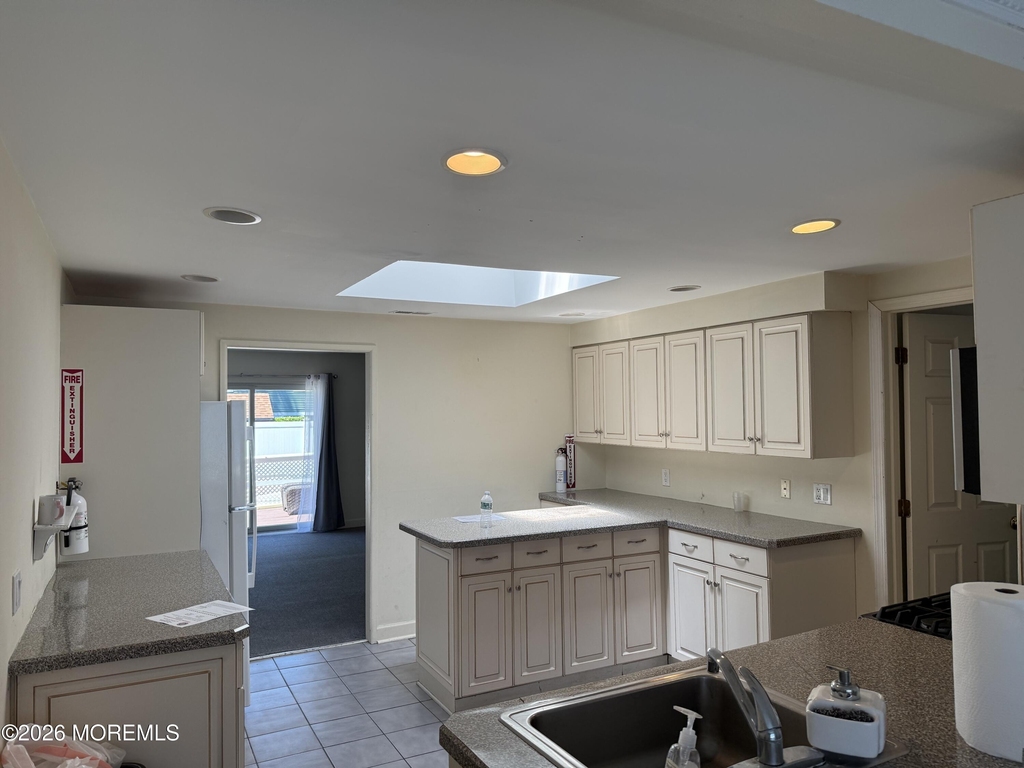 191 Norgrove Avenue - Photo 4