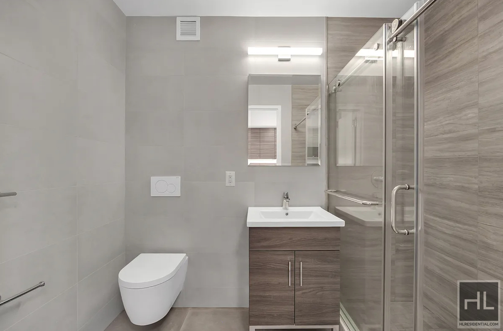 West 48 Street / Nearest 8th Ave, Luxury Amenity Bldg - Photo 6