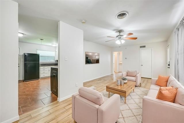 1905 S Cooper Street - Photo 3
